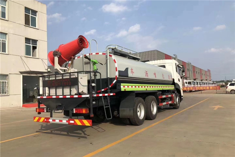 東風(fēng)天龍后八輪20噸噴霧車，國六綠化噴灑車
